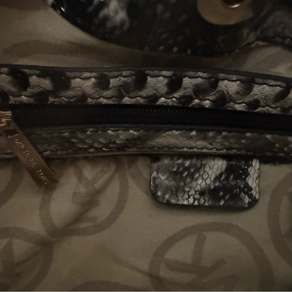 Vintage Michael Kors Snake skin hand bag - Picture 6 of 9